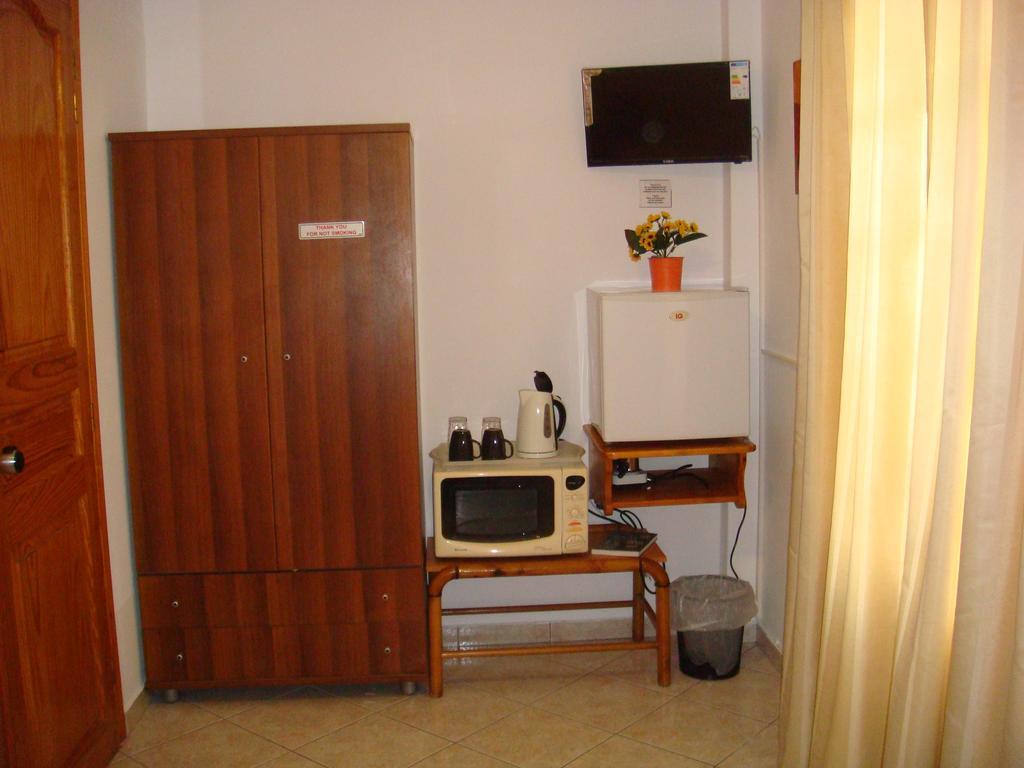 Boussetil Rooms Capanmat Tínos Habitación foto