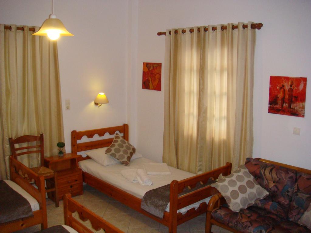 Boussetil Rooms Capanmat Tínos Exterior foto