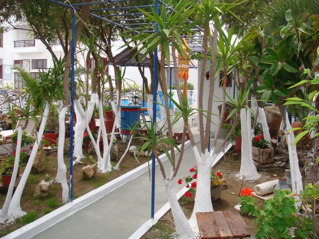 Boussetil Rooms Capanmat Tínos Exterior foto